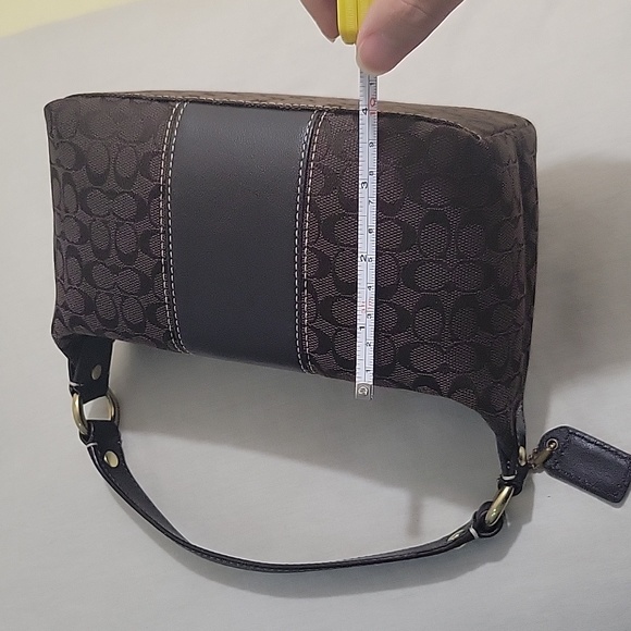 Small vintage coach bag (LIKE NEW!!) - Picture 7 of 12